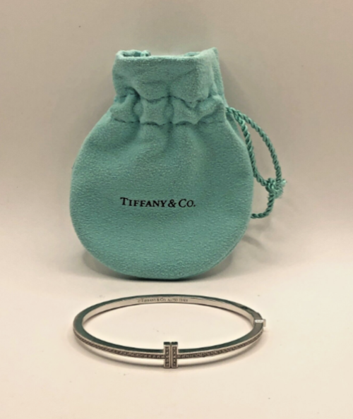 Tiffany & outlet Co.