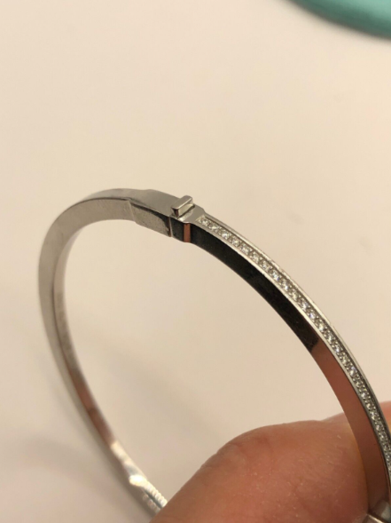 Tiffany & Co. Diamond & 18ct White Gold T Hinged Wire Bangle AU 750 Italy Silver 18K